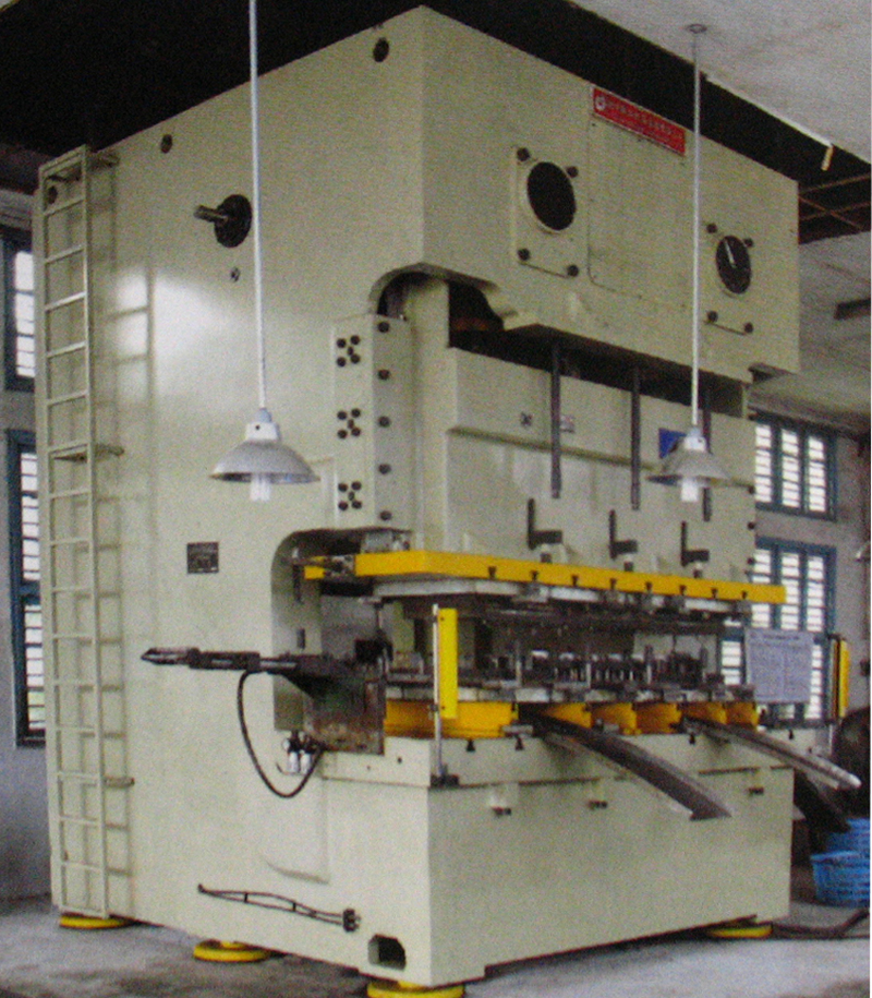 開式雙點(diǎn)壓力機(jī)